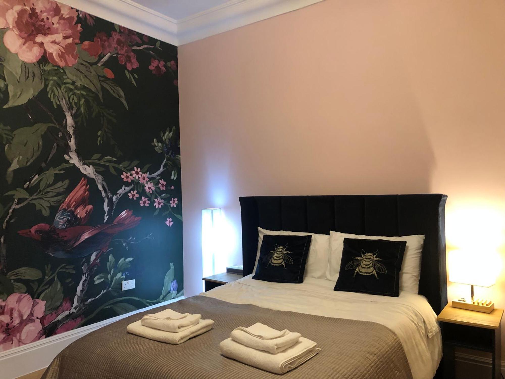 Rosie Cosy House Cricklewood Hotel London Exterior photo